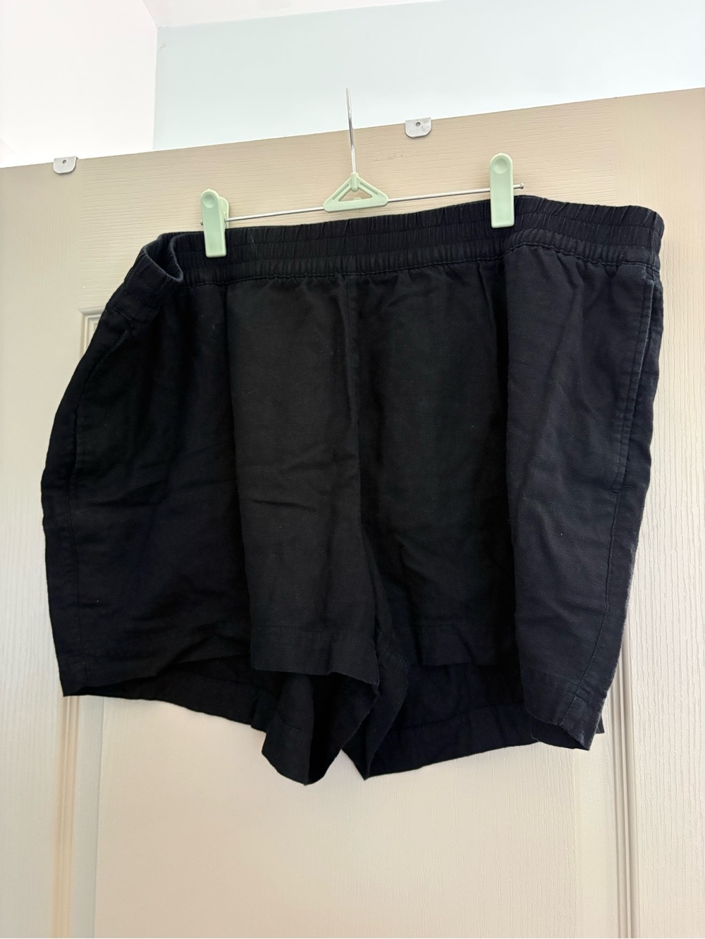 Old Navy Black Comfort-Waist Shorts